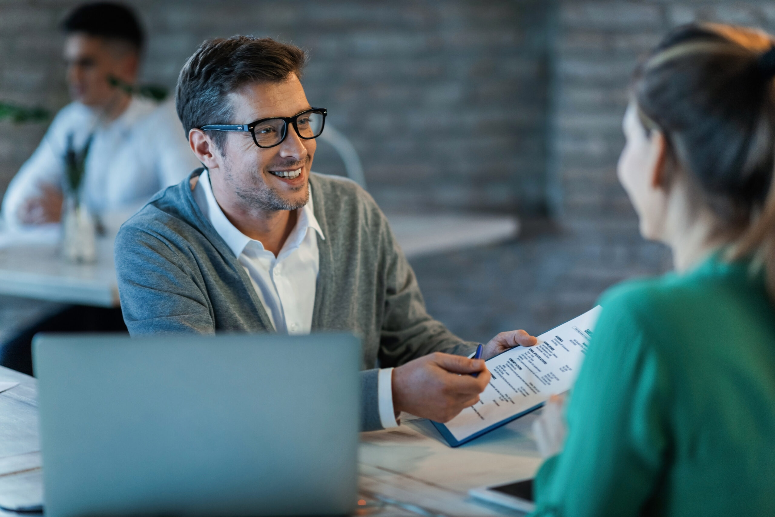 mitos e verdades sobre crédito consignado - explicação no atendimento